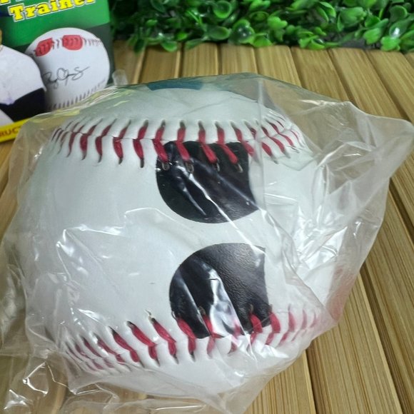 NIB Roger Clemens Pitching Trainer Baseball New - Picture 10 of 10